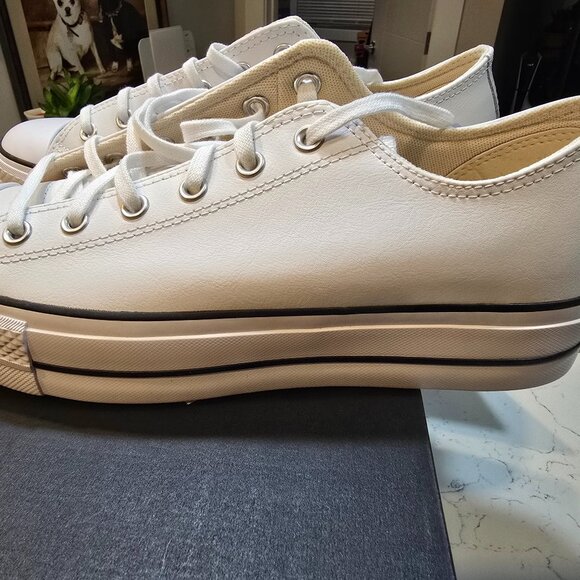 Converse Mens Ctas Lift Ox White Skateboarding Shoes Size 10 LEATHER 561680C - Picture 1 of 13